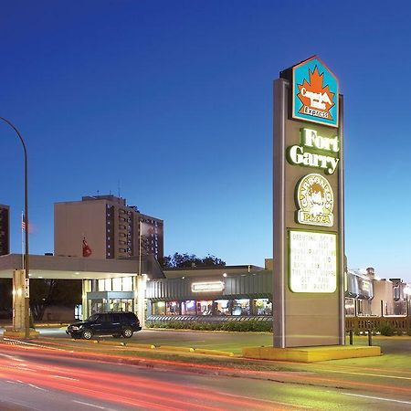 Express By Canad Inns Winnipeg Exterior photo
